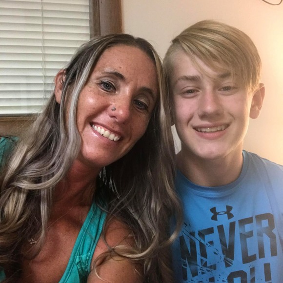 Meet your Posher, Lauren - Picture 1 of 1